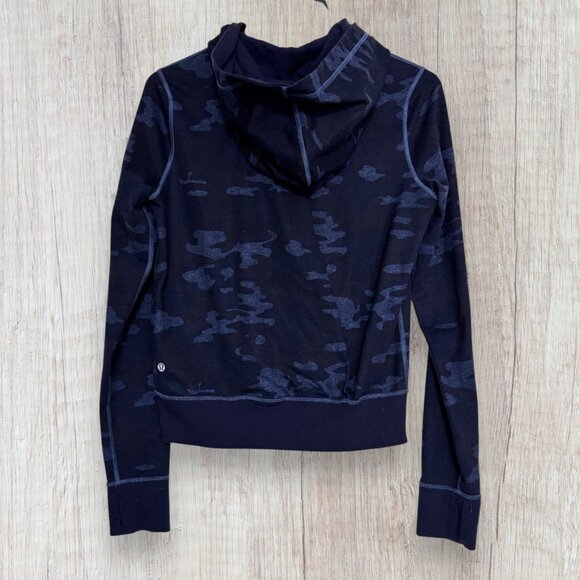 Lululemon Namaskar Hoodie Full Zip Blue Camo Long Sleeve Thumbholes Size - Picture 2 of 3
